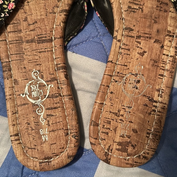 Flip flops - Picture 6 of 7